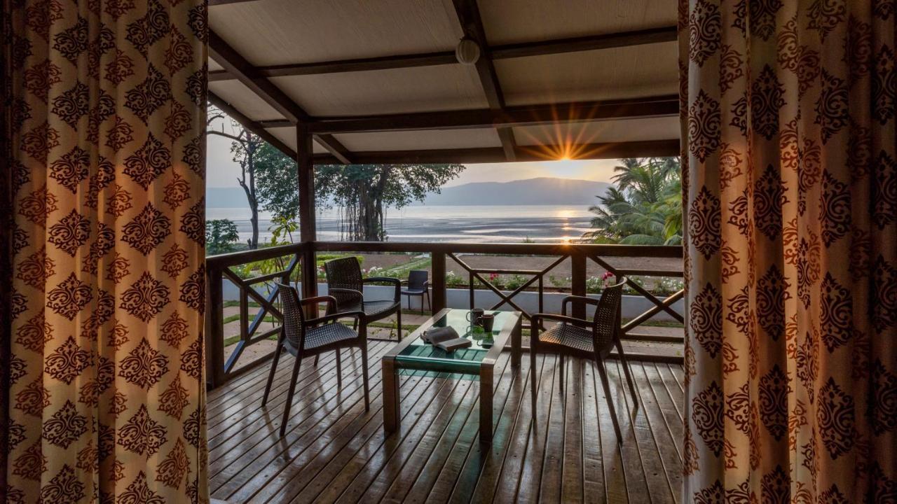 Saffronstays Little Paradise, Murud Exterior photo